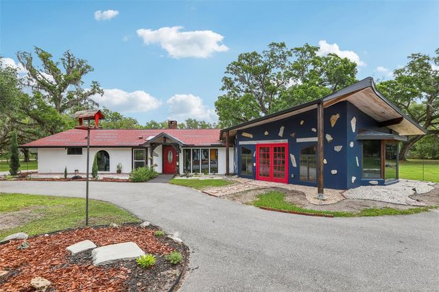 27616 MILLER ROAD, Dade City, FL 33525