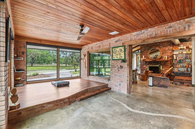 27616 MILLER ROAD, Dade City, FL 33525