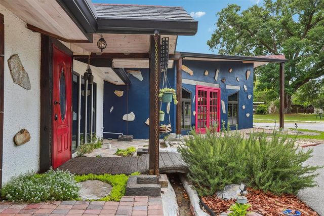 27616 MILLER ROAD, Dade City, FL 33525