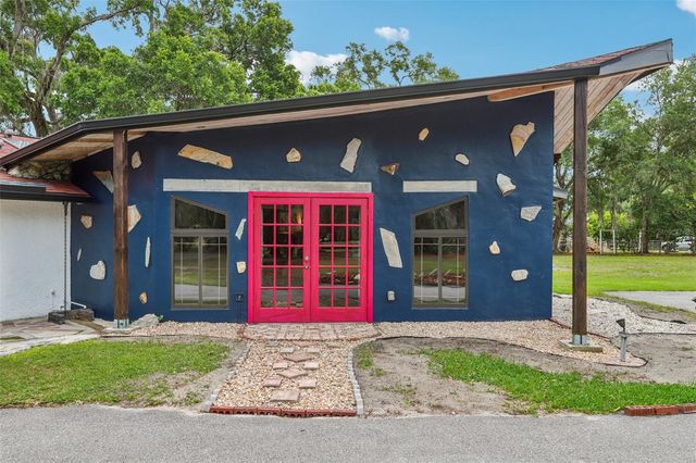27616 MILLER ROAD, Dade City, FL 33525