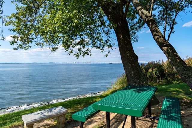 624 ROMANCOKE RD, Stevensville, MD 21666