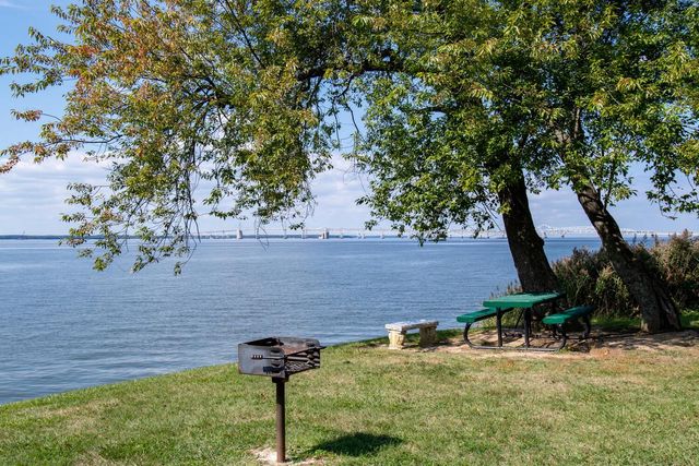 624 ROMANCOKE RD, Stevensville, MD 21666