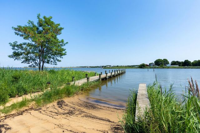 624 ROMANCOKE RD, Stevensville, MD 21666