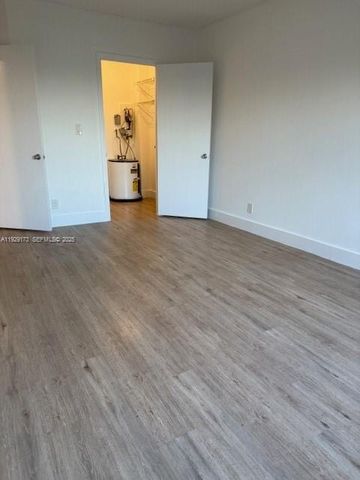 8290 Lake Dr 531, Doral, FL 33166