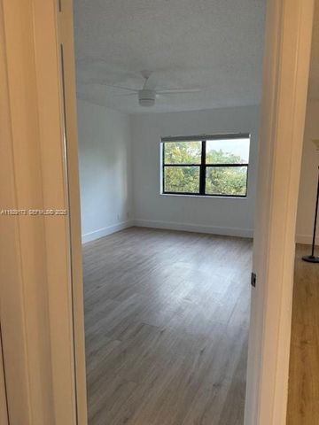 8290 Lake Dr 531, Doral, FL 33166