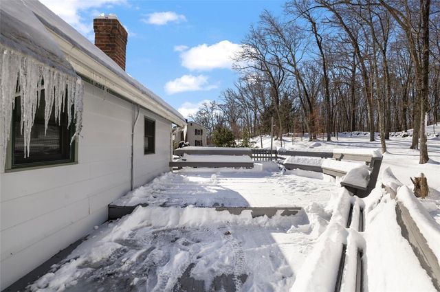 73 Westwood Drive, Cumberland, RI 02864