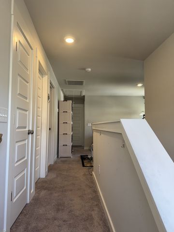 1100 Pebble Run Rd, Hendersonville, TN 37075