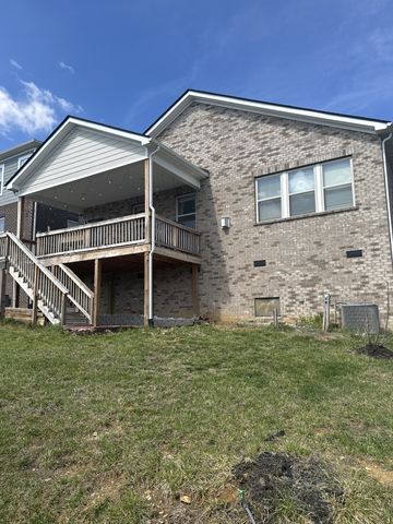 1100 Pebble Run Rd, Hendersonville, TN 37075