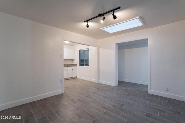 536 W 18th Street, Tempe, AZ 85281