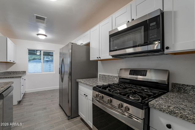 536 W 18th Street, Tempe, AZ 85281