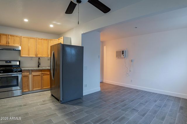 536 W 18th Street, Tempe, AZ 85281