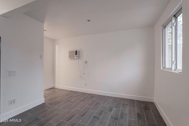 536 W 18th Street, Tempe, AZ 85281
