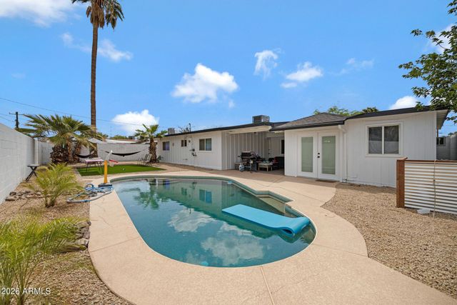 536 W 18th Street, Tempe, AZ 85281