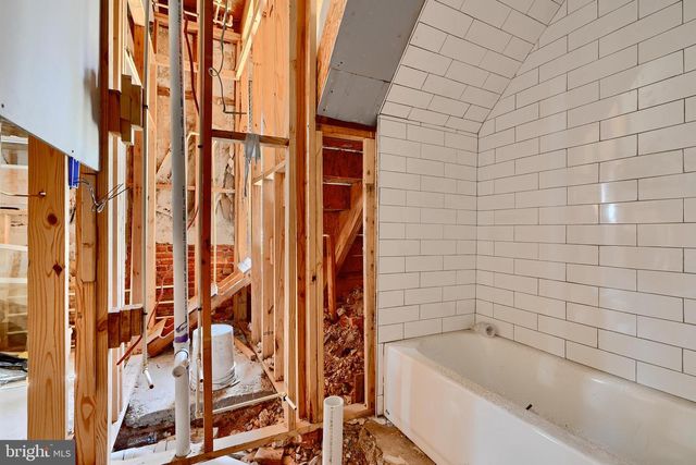 1520 POPLAR GROVE ST, Baltimore, MD 21216