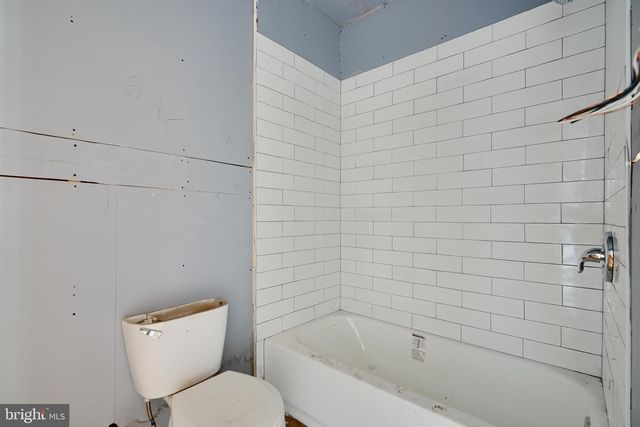 1520 POPLAR GROVE ST, Baltimore, MD 21216