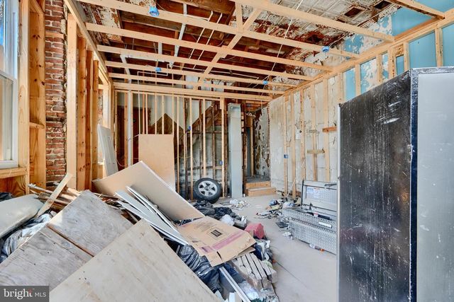 1520 POPLAR GROVE ST, Baltimore, MD 21216