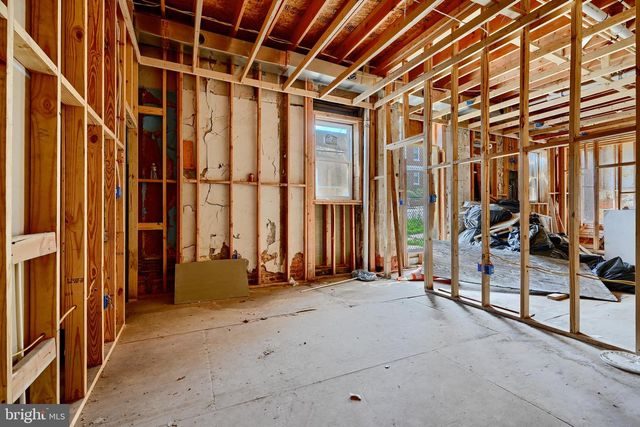 1520 POPLAR GROVE ST, Baltimore, MD 21216