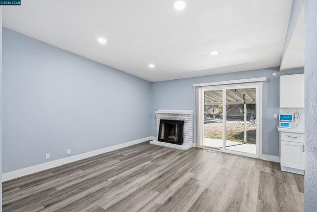 240 Power Drive, Vallejo, CA 94589
