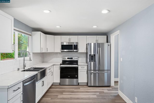 240 Power Drive, Vallejo, CA 94589