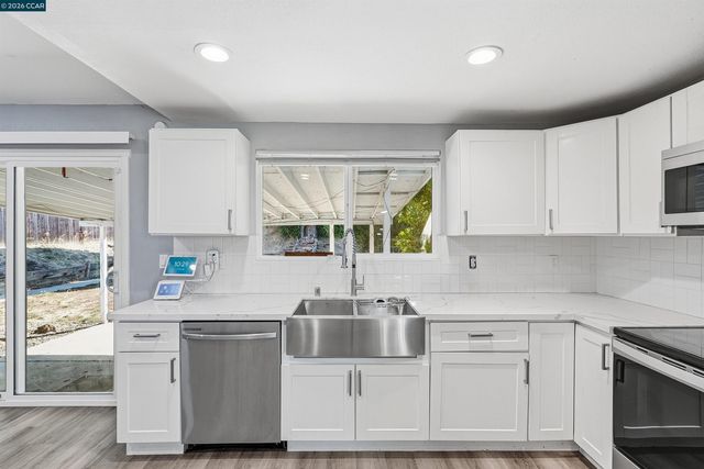 240 Power Drive, Vallejo, CA 94589