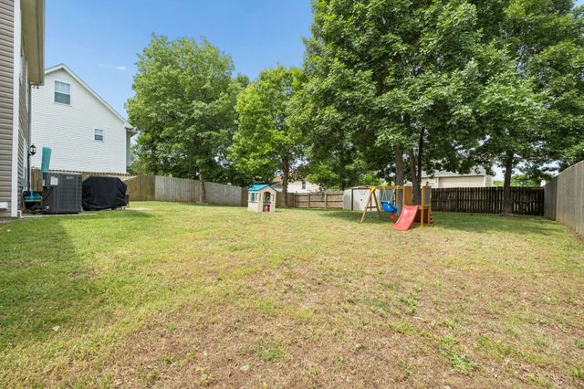 1207 Lasalle Ct, Smyrna, TN 37167
