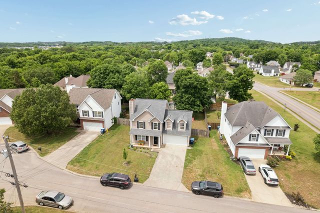 1207 Lasalle Ct, Smyrna, TN 37167
