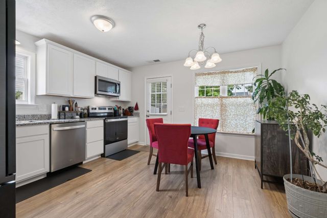 1207 Lasalle Ct, Smyrna, TN 37167