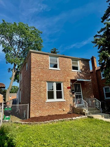 2003 S 24th Avenue, Broadview, IL 60155