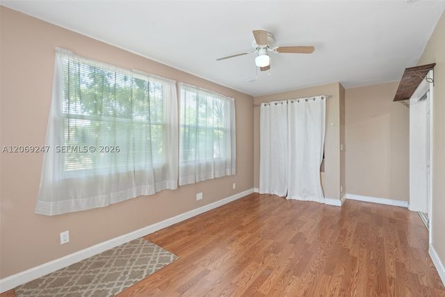 6840 SW 10th Ct, North Lauderdale, FL 33068