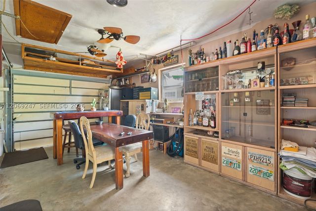 6840 SW 10th Ct, North Lauderdale, FL 33068