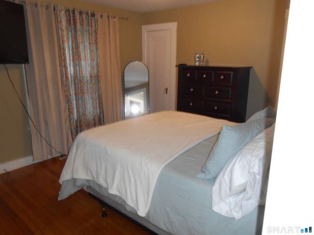 240 Derby Avenue, Orange, CT 06477