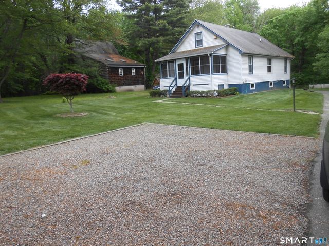 240 Derby Avenue, Orange, CT 06477