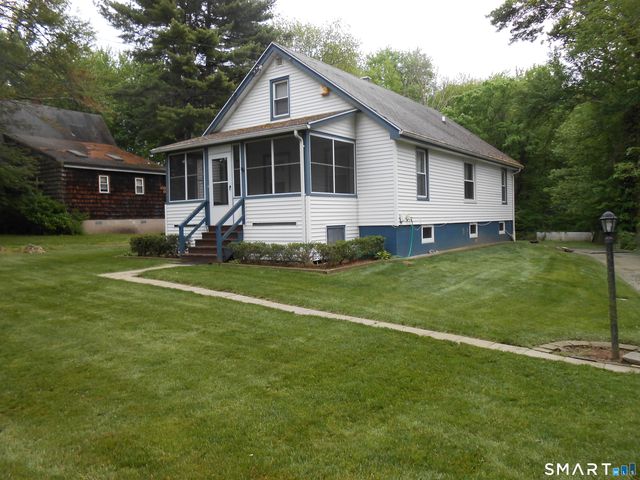 240 Derby Avenue, Orange, CT 06477