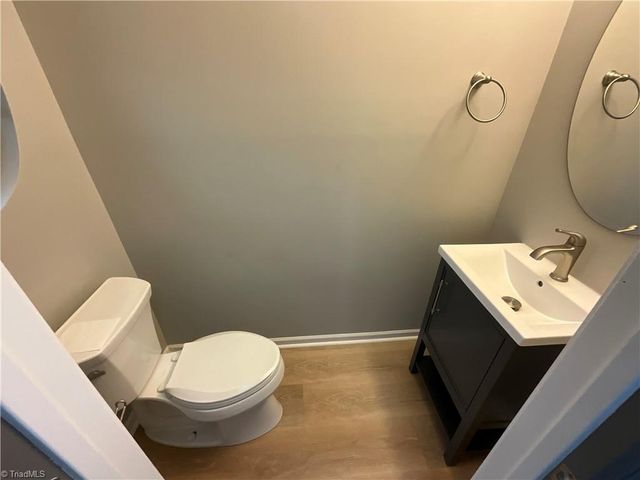 27 Cherine Way, Greensboro, NC 27410