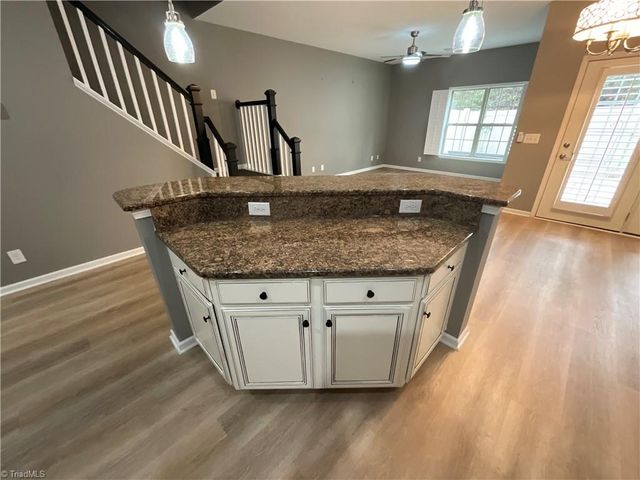 27 Cherine Way, Greensboro, NC 27410