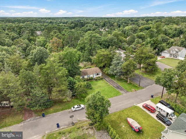 28 SEAMEADOW DR, Little Egg Harbor Twp, NJ 08087