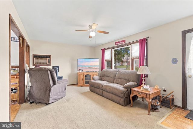 28 SEAMEADOW DR, Little Egg Harbor Twp, NJ 08087