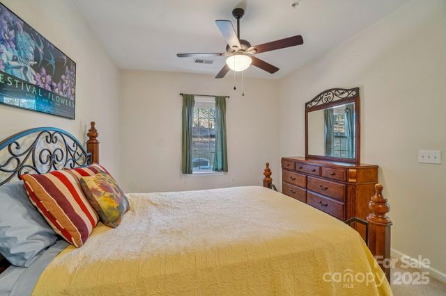 316 Appeldoorn Circle, Asheville, NC 28803