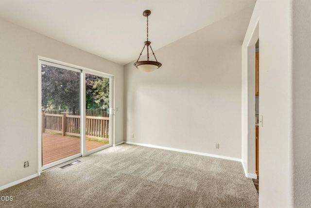 21326 Starling Drive, Bend, OR 97701