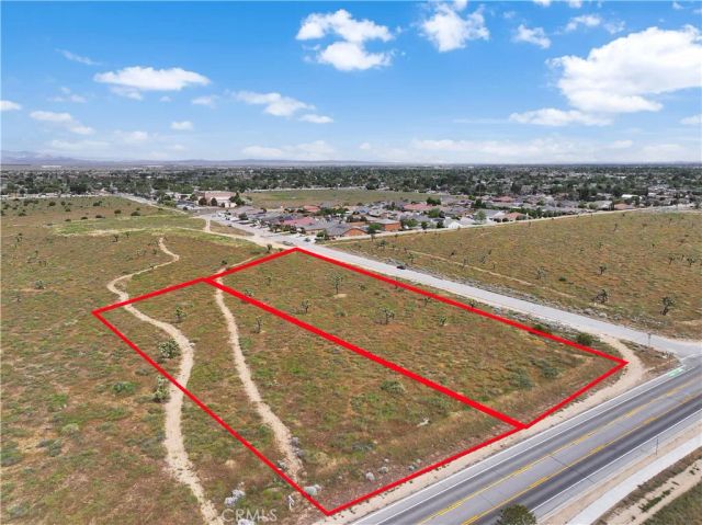 37 Avenue L8, Quartz Hill, CA 93536