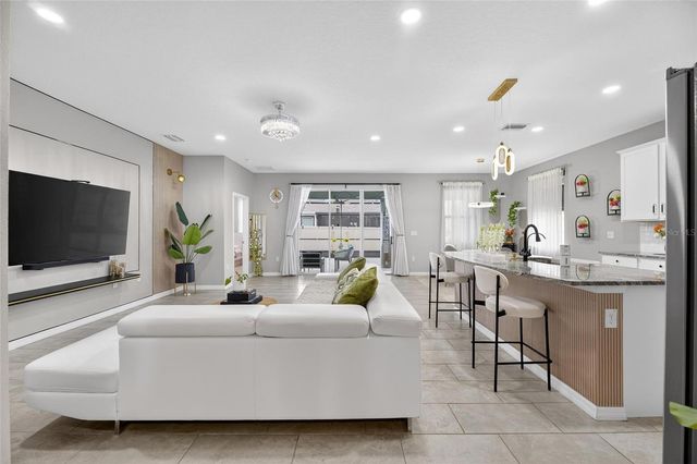 33146 SAND CREEK DRIVE, Wesley Chapel, FL 33543