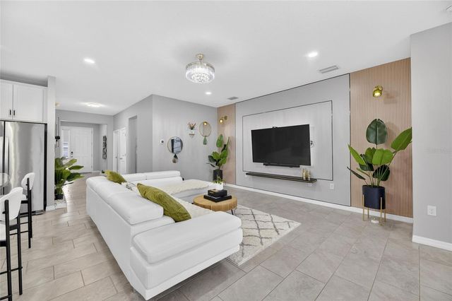 33146 SAND CREEK DRIVE, Wesley Chapel, FL 33543