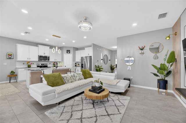 33146 SAND CREEK DRIVE, Wesley Chapel, FL 33543