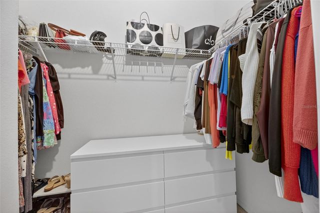 33146 SAND CREEK DRIVE, Wesley Chapel, FL 33543