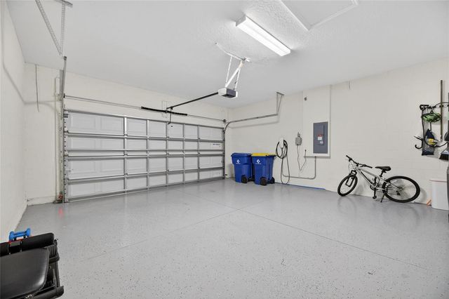 33146 SAND CREEK DRIVE, Wesley Chapel, FL 33543