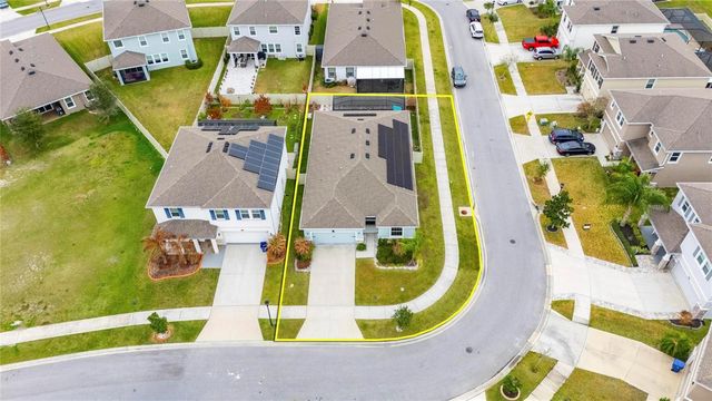 33146 SAND CREEK DRIVE, Wesley Chapel, FL 33543