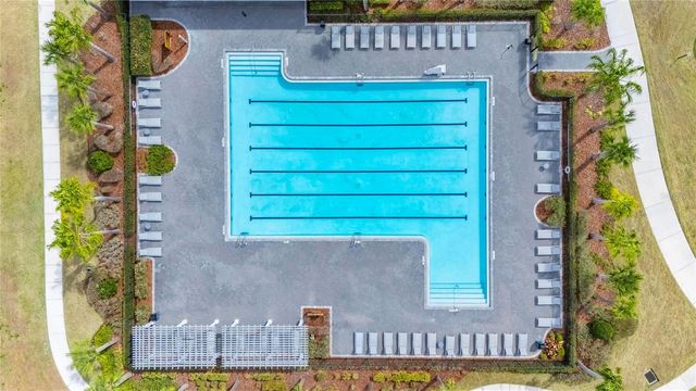 33146 SAND CREEK DRIVE, Wesley Chapel, FL 33543