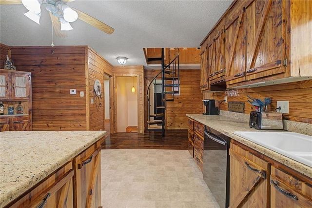 22 Etna Loop, Cedartown, GA 30125