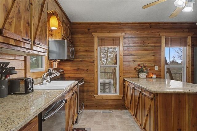 22 Etna Loop, Cedartown, GA 30125