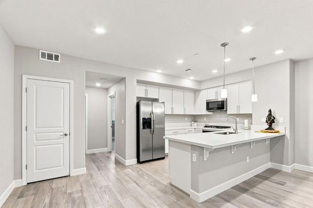633 Clover Circle, Milpitas, CA 95035